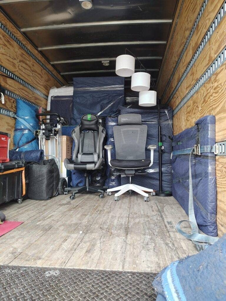 True North Okanagan Movers crew on a job in the Okanagan, photo 4